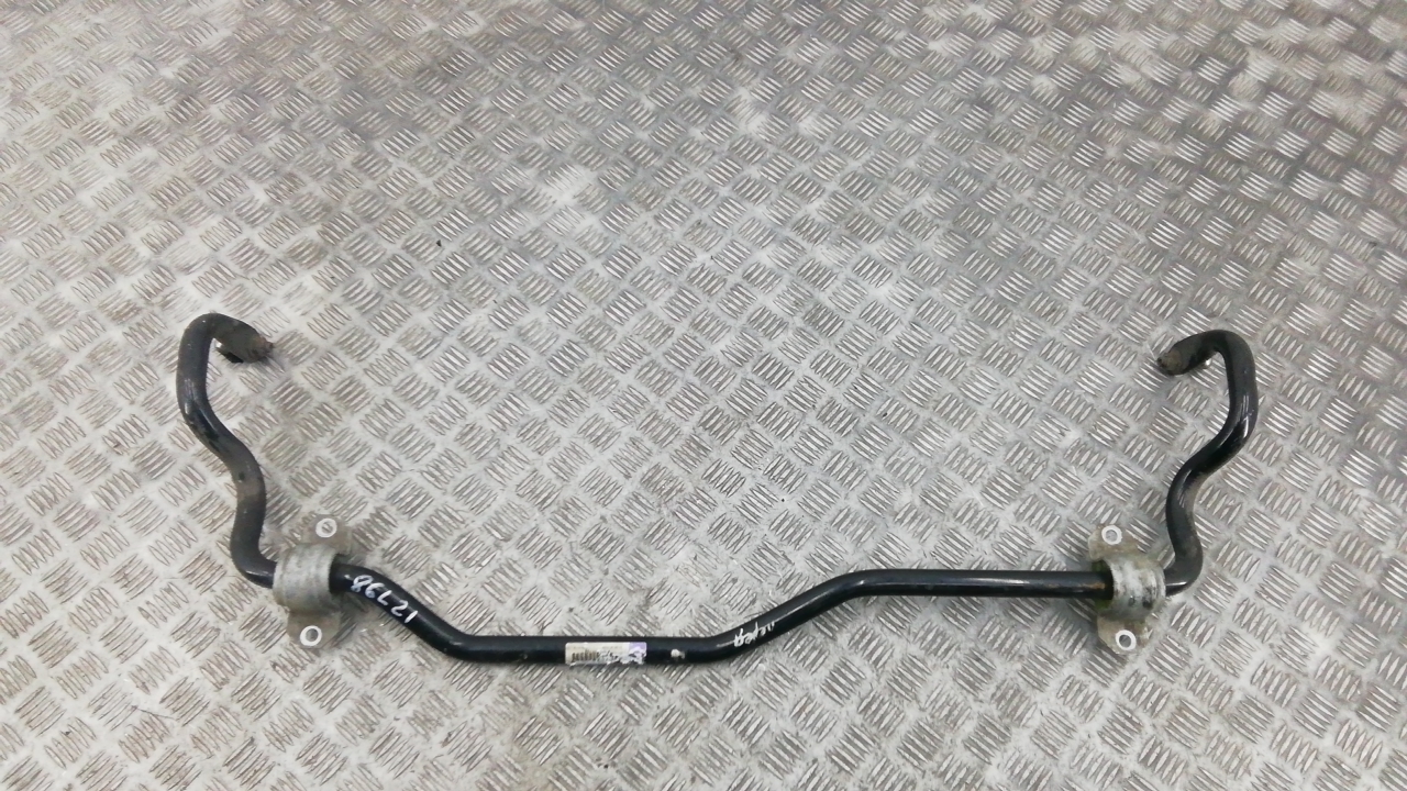 Стабилизатор передний