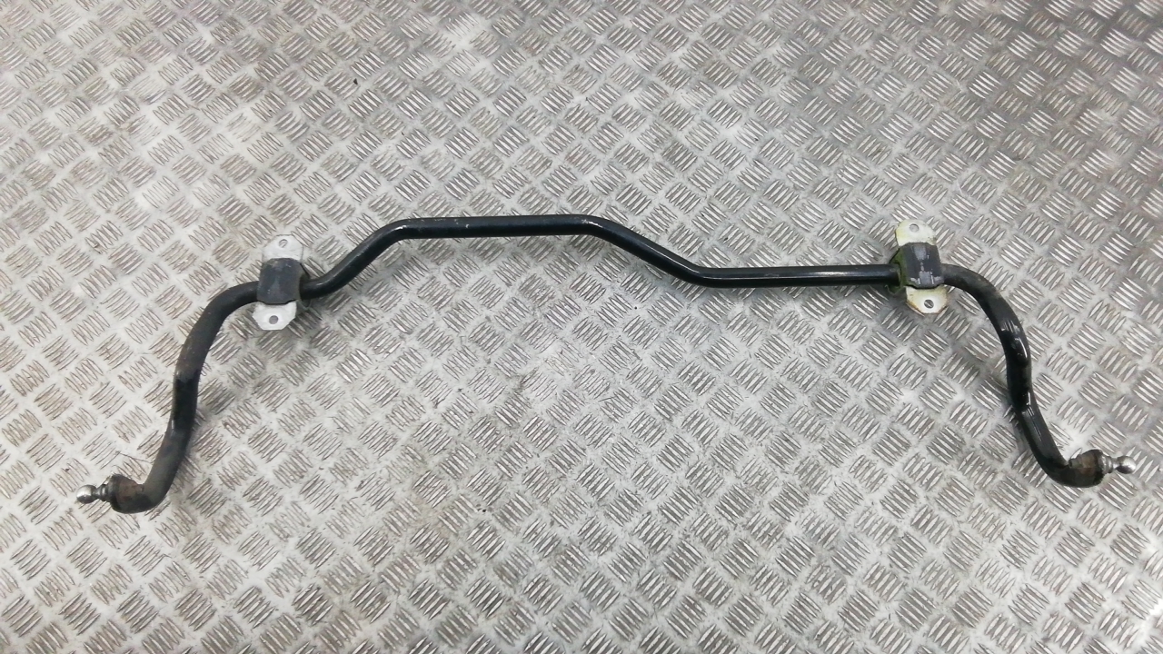 Стабилизатор передний