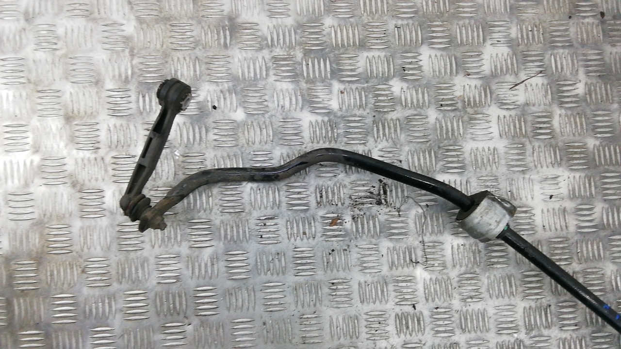 Стабилизатор задний