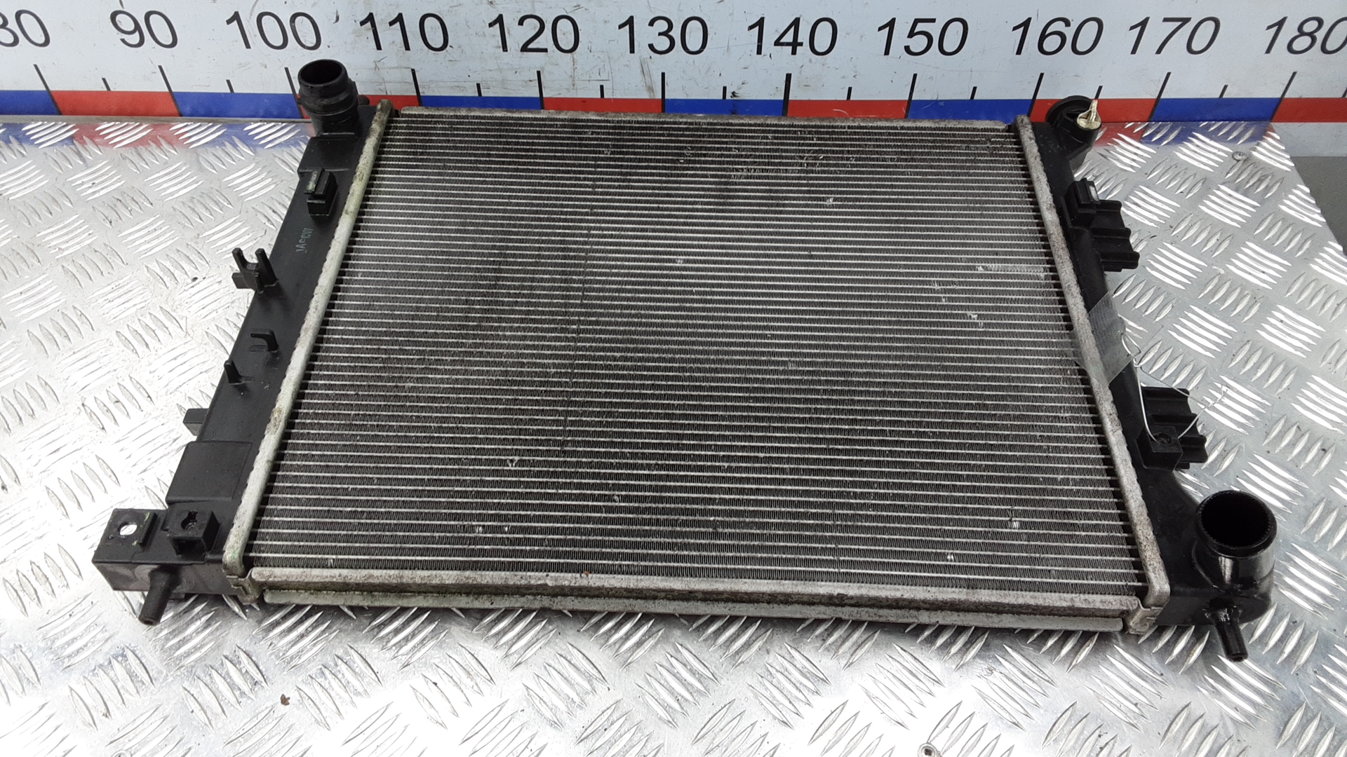 Радиатор охлаждения двигателя основной