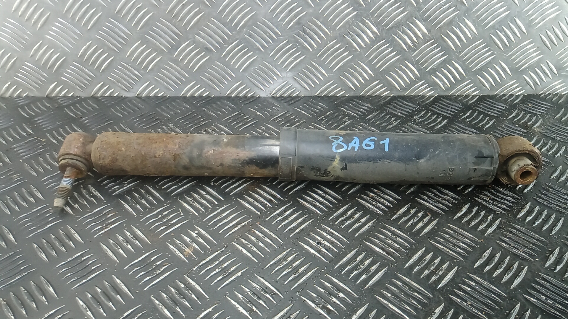 Амортизатор задний (стойка)