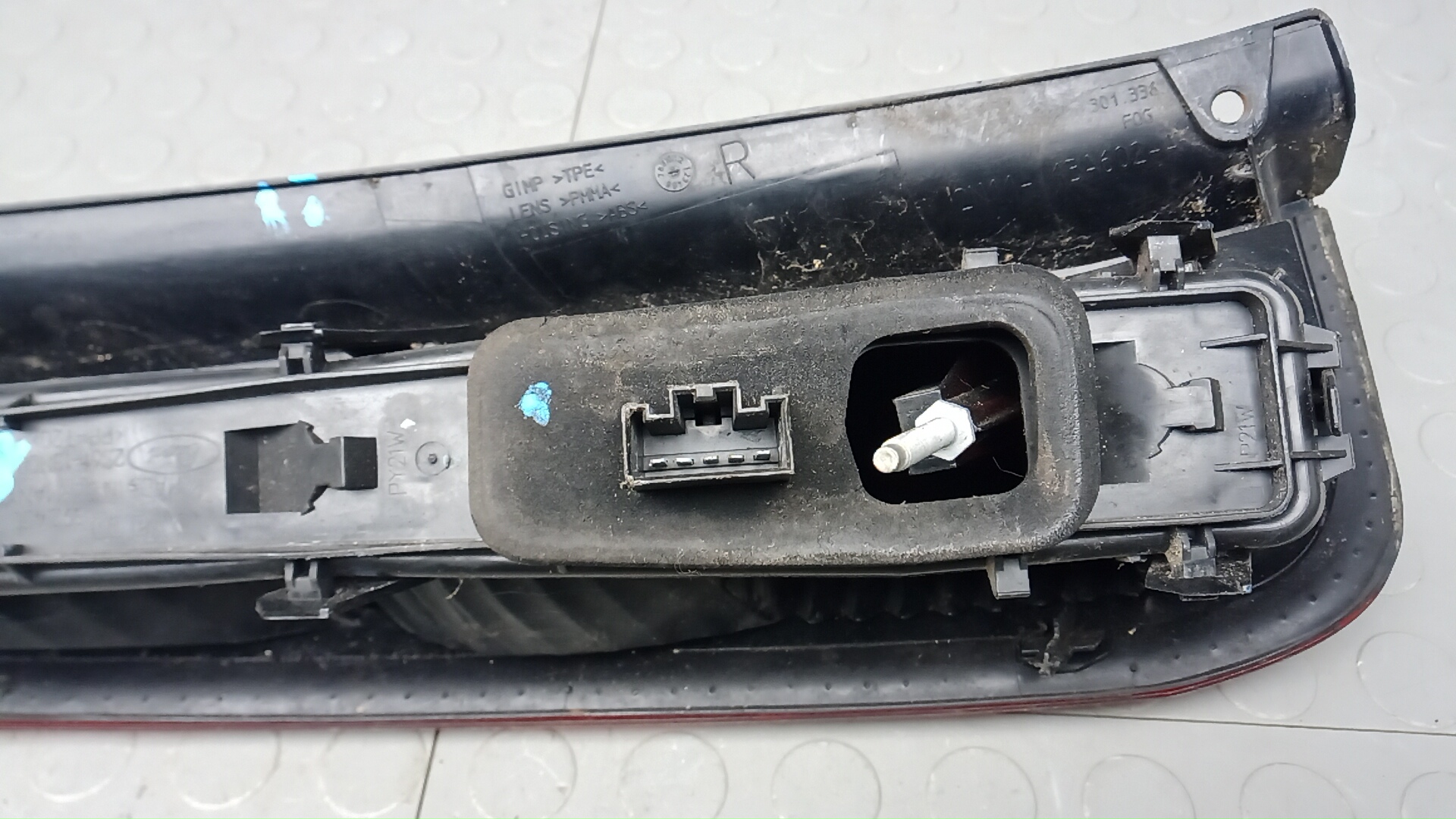 Фонарь задний правый