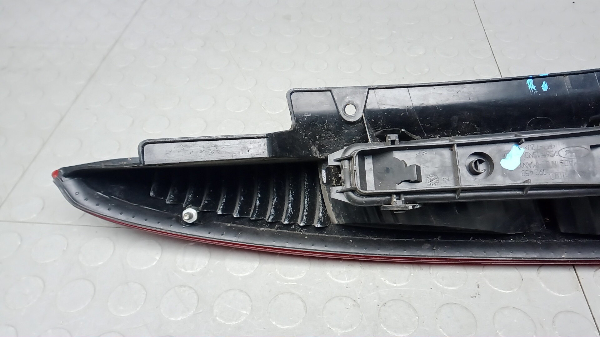 Фонарь задний правый