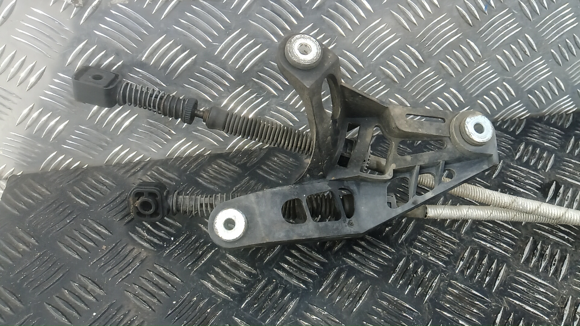 Кулиса МКПП / АКПП