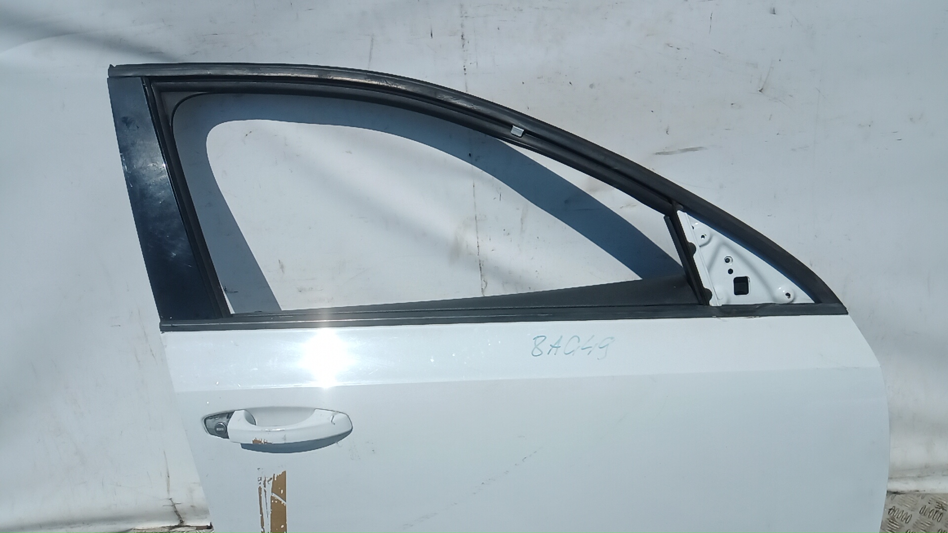 Дверь передняя правая