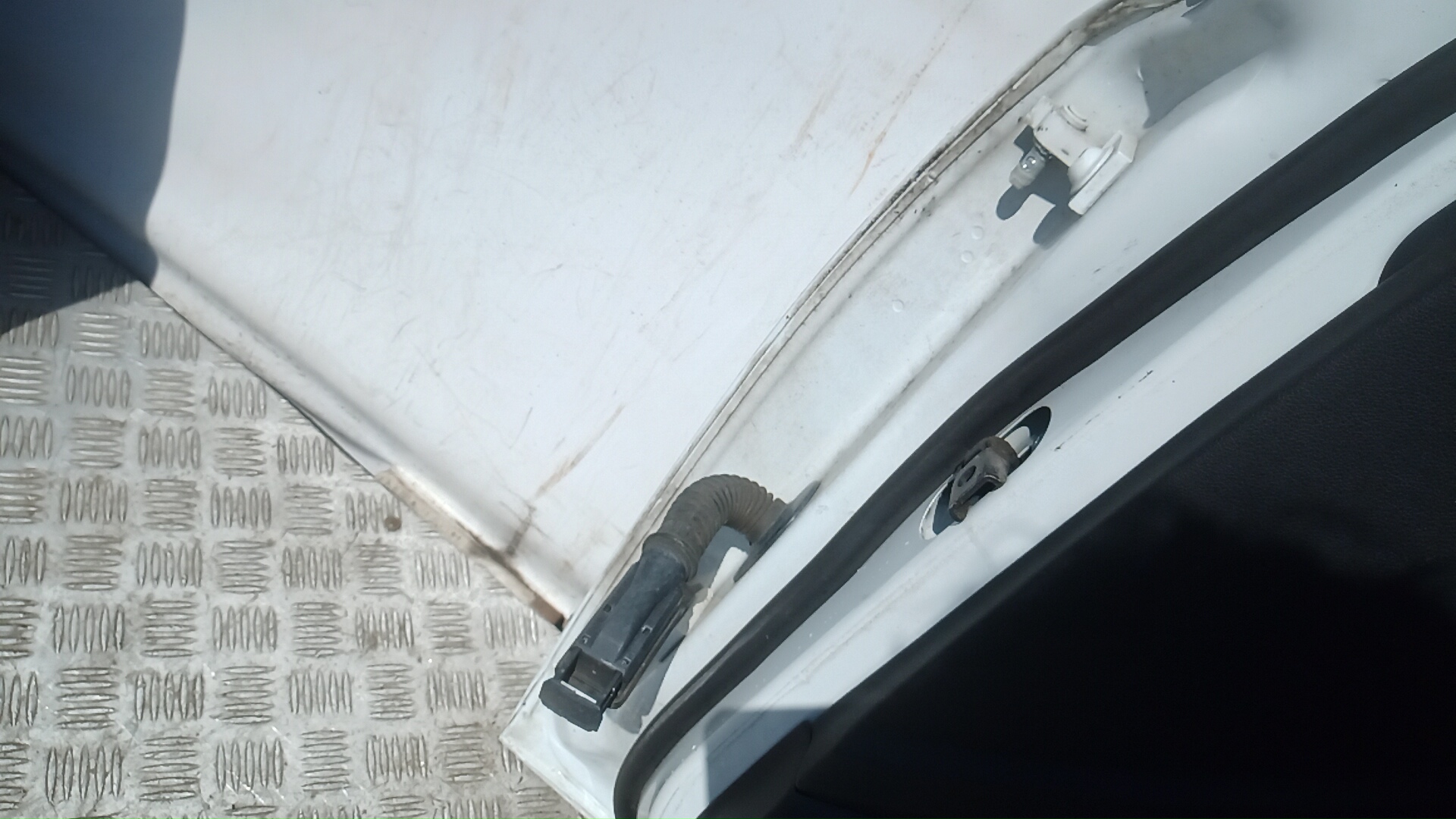 Дверь передняя правая