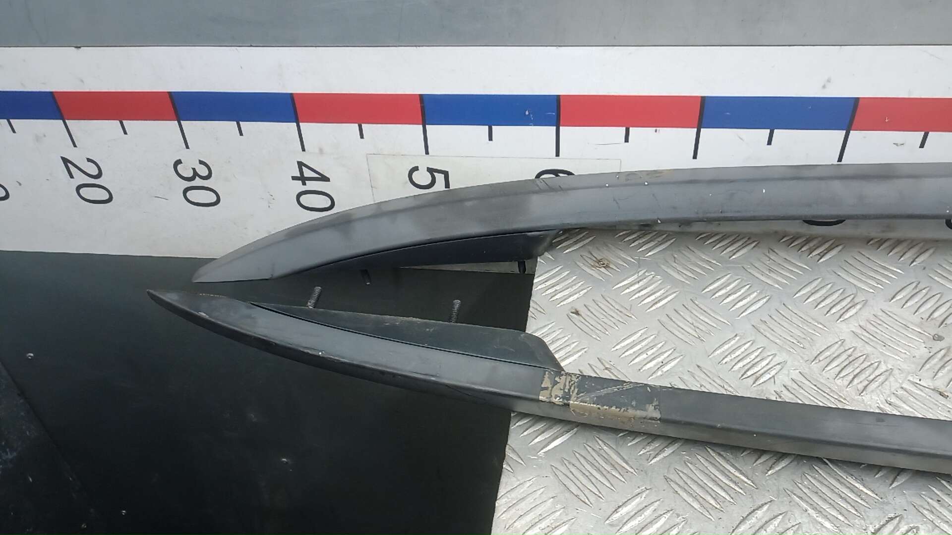 Рейлинги (релинг) к-кт (планки на крышу)