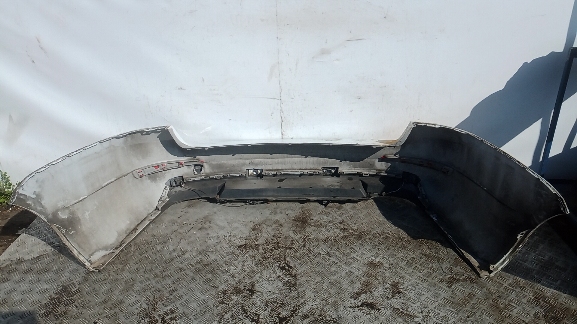 Бампер задний