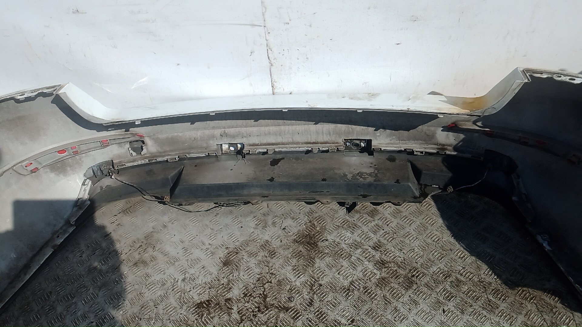 Бампер задний