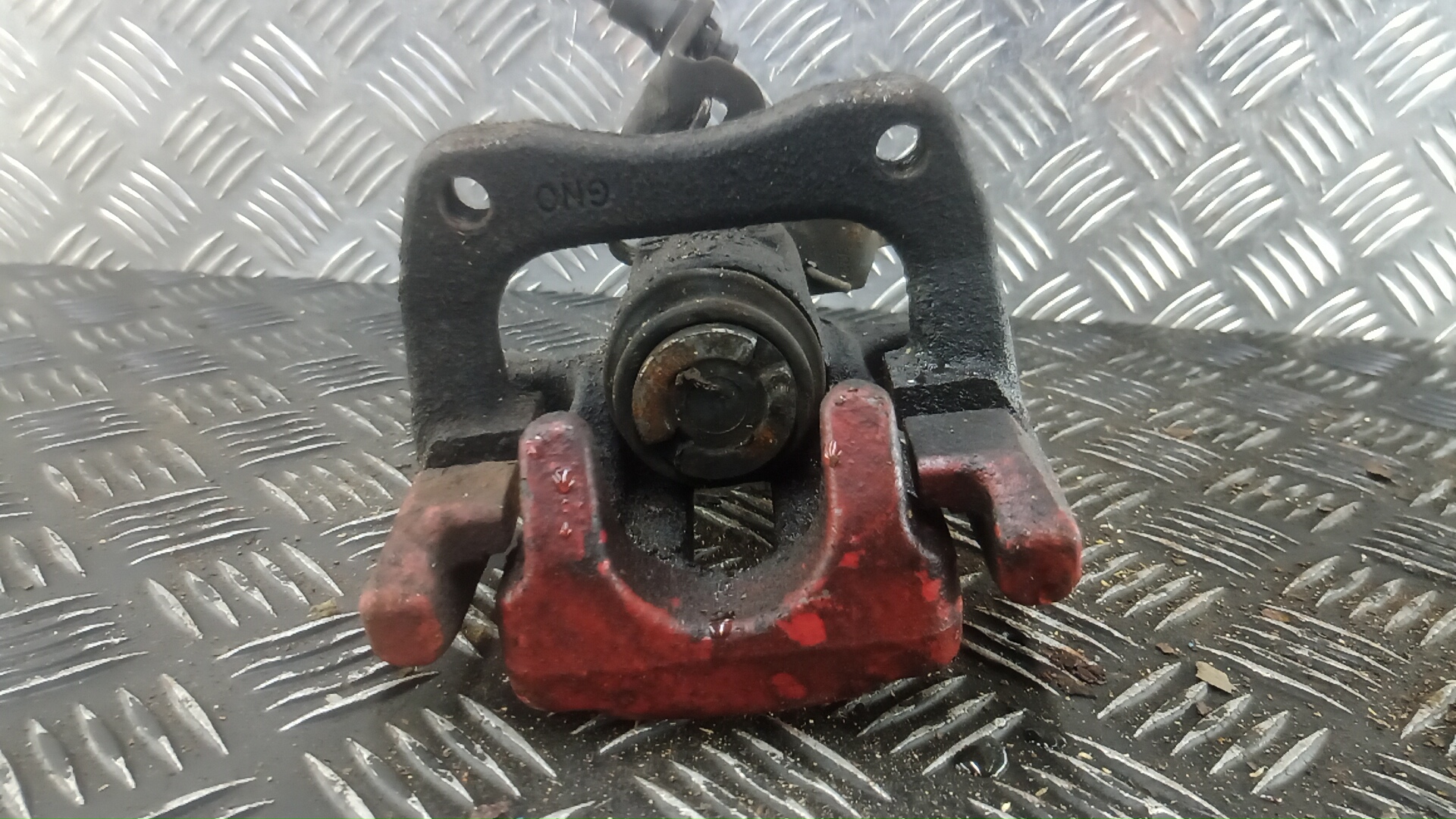 Суппорт задний правый