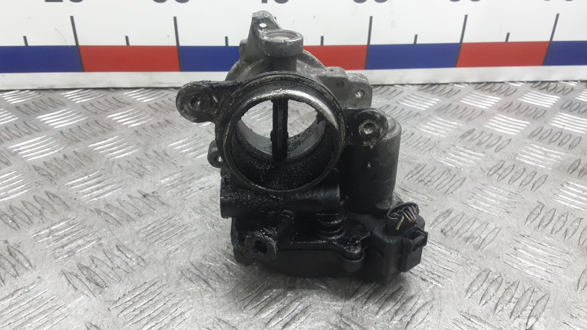 Заслонка дроссельная электрическая