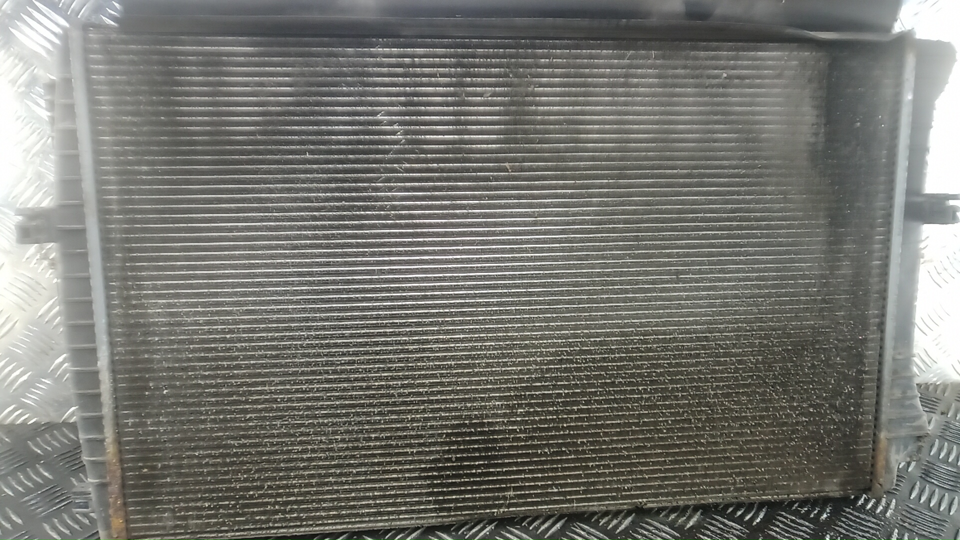 Радиатор охлаждения двигателя основной