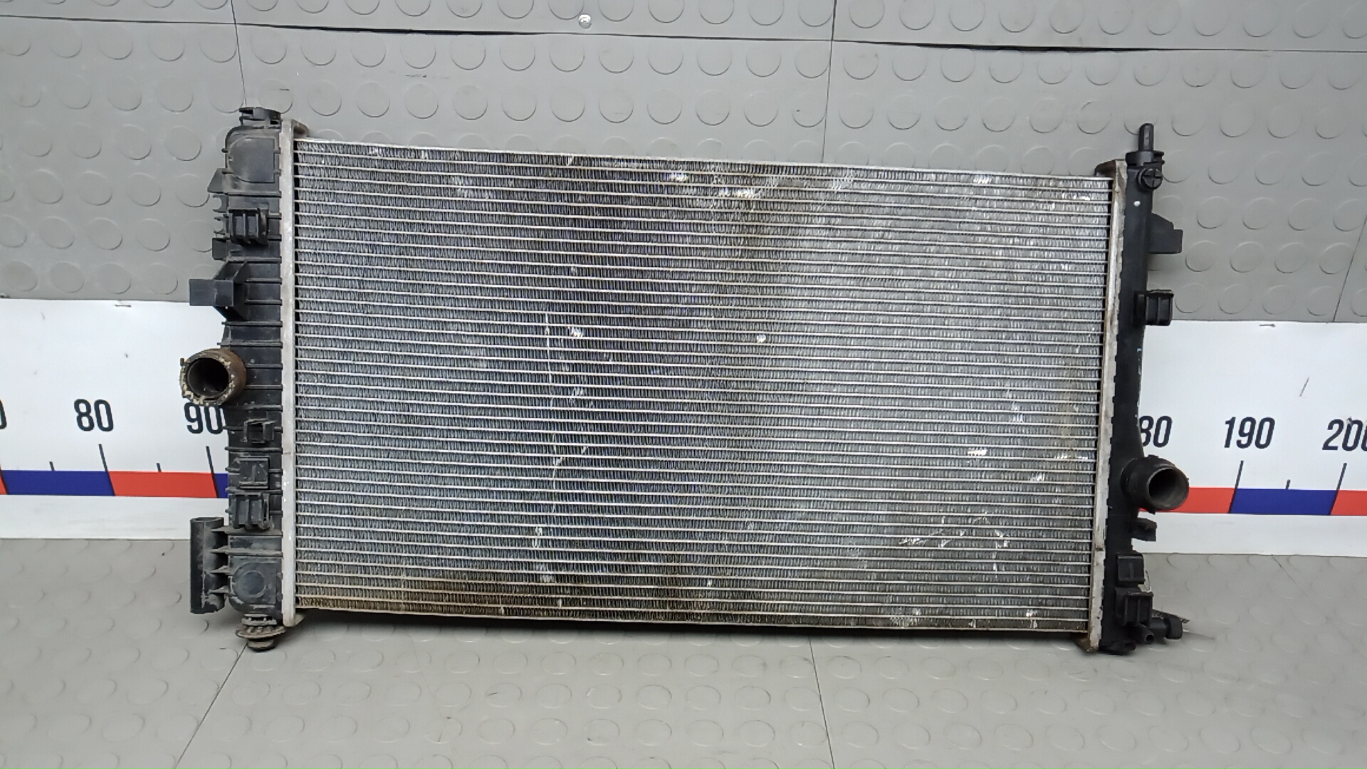 Радиатор охлаждения двигателя основной