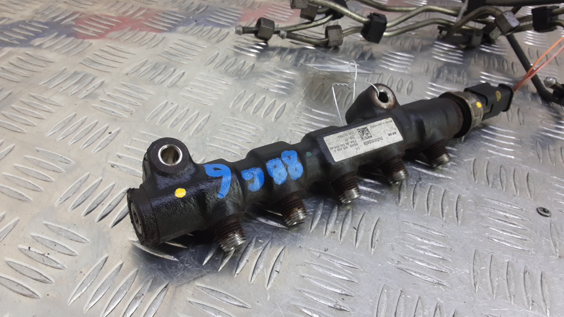 Рейка топливная (рампа)