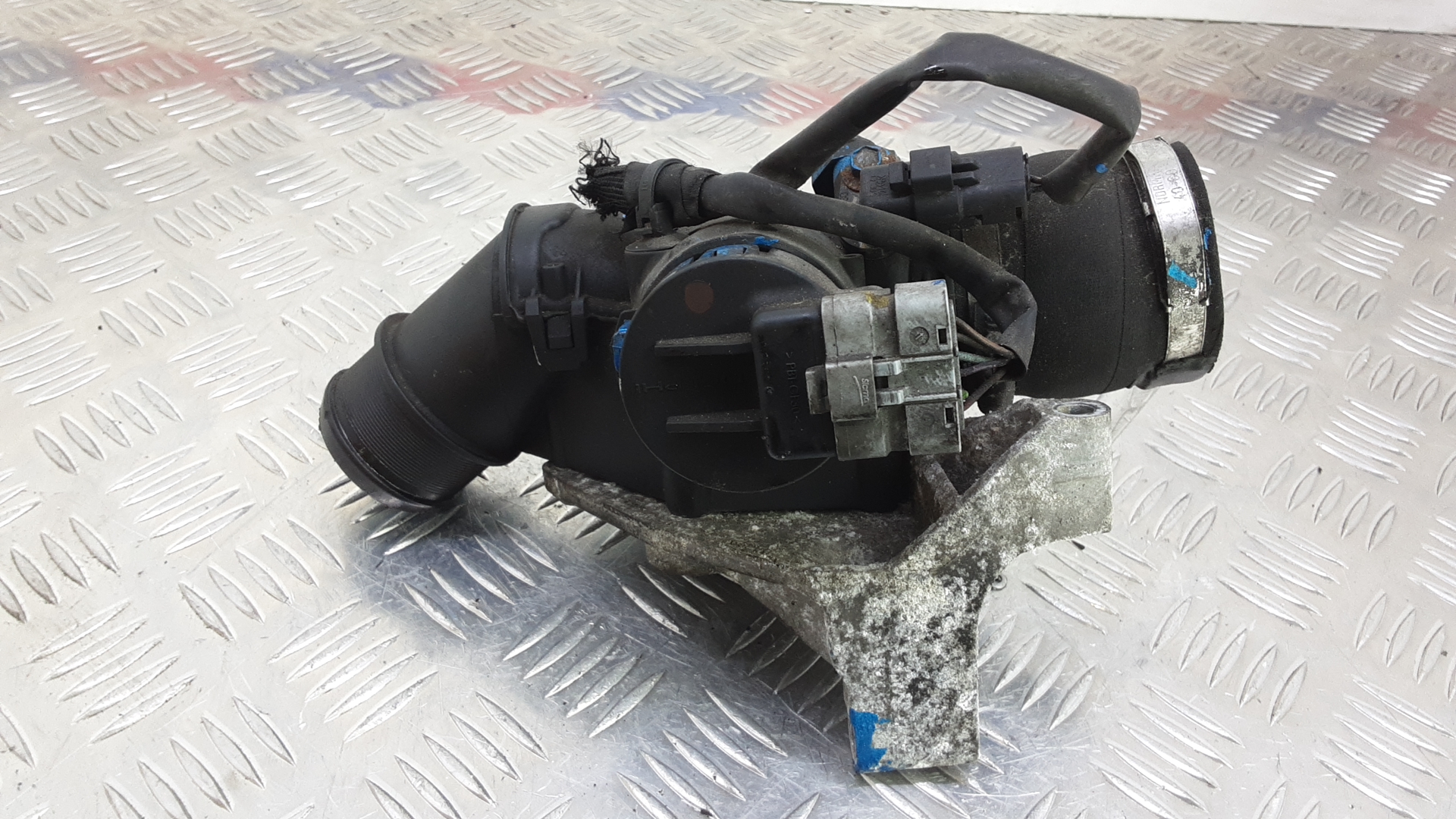 Заслонка дроссельная электрическая