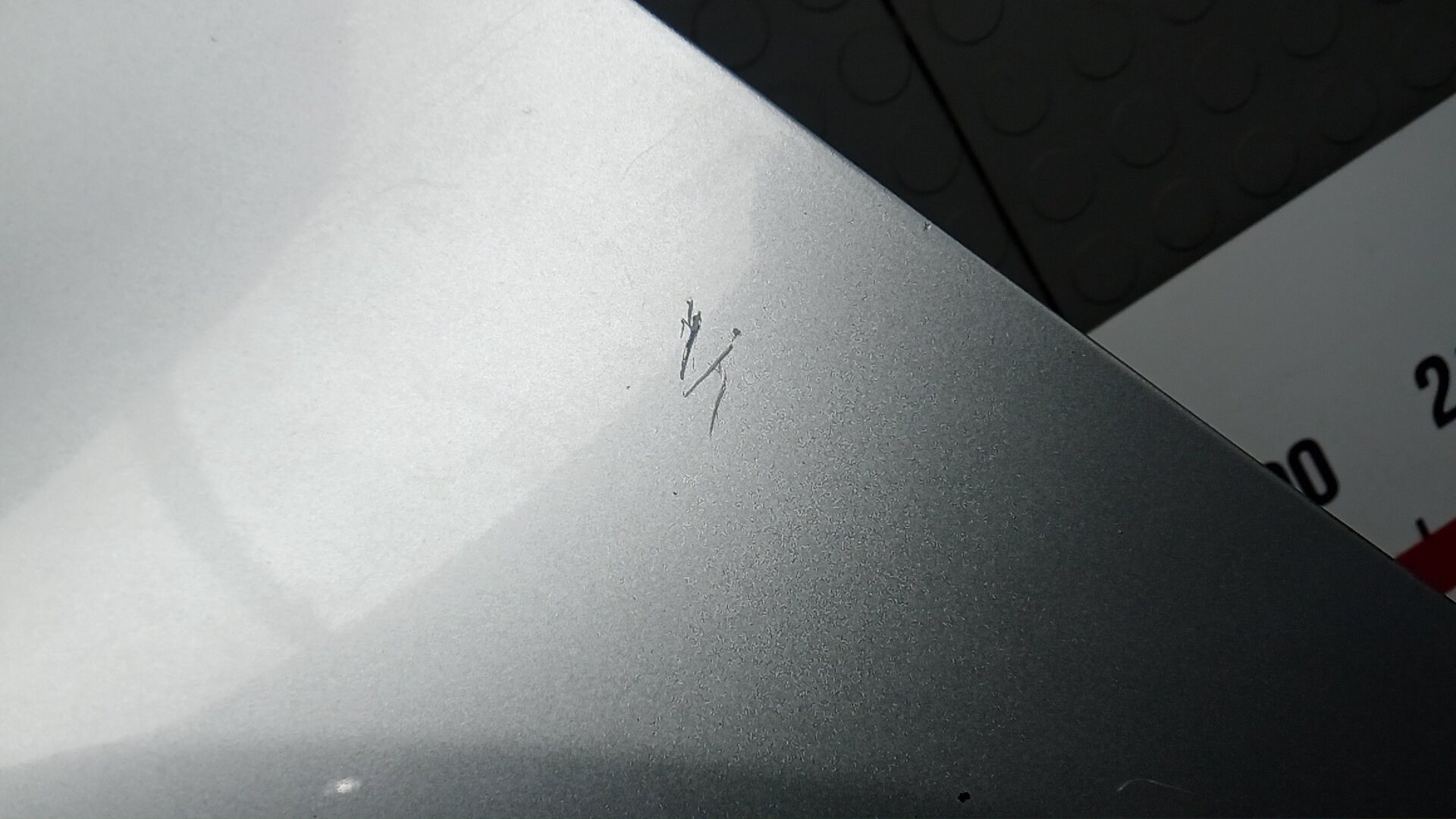 Крыло переднее левое