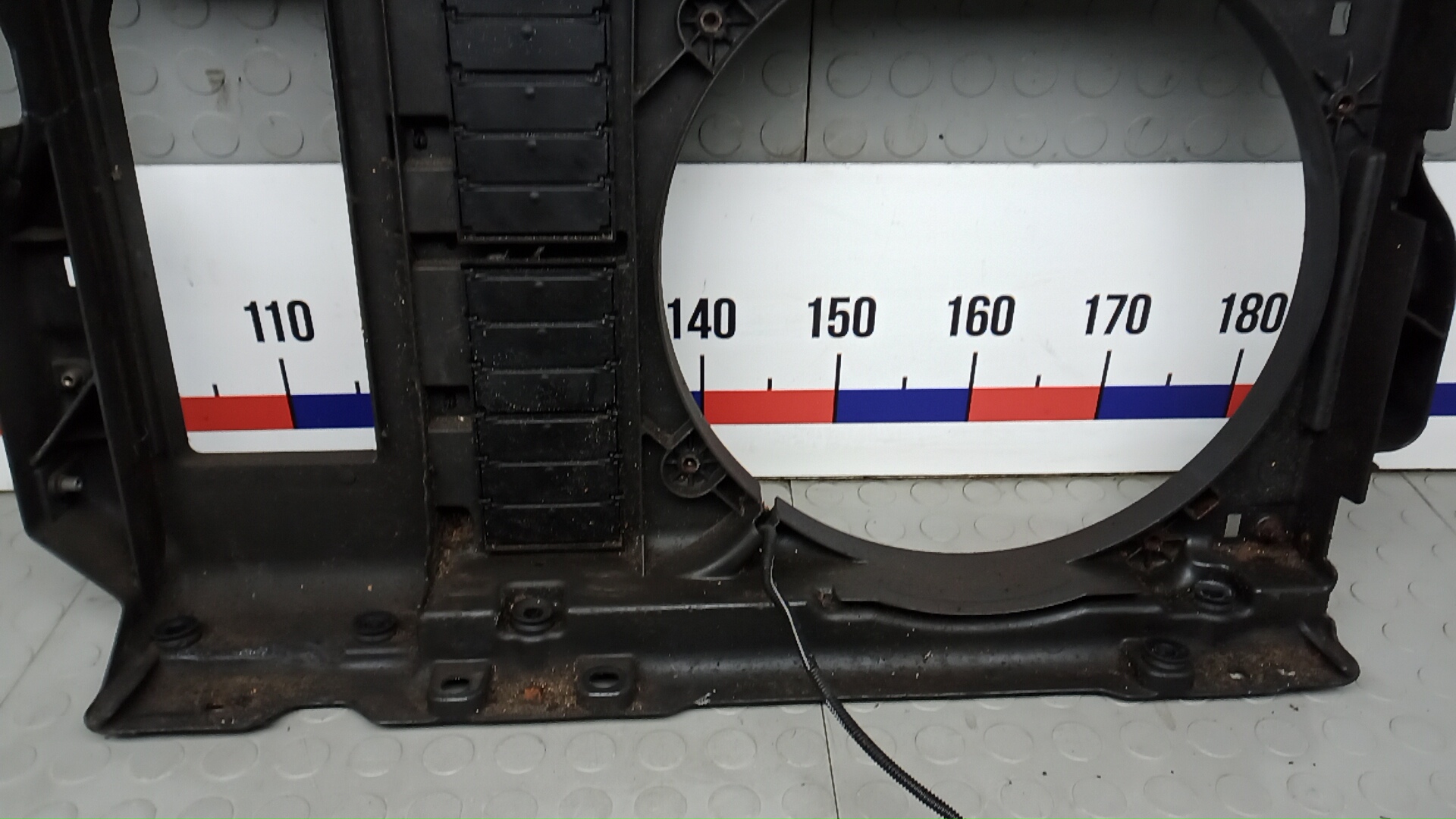 Панель передняя (телевизор)