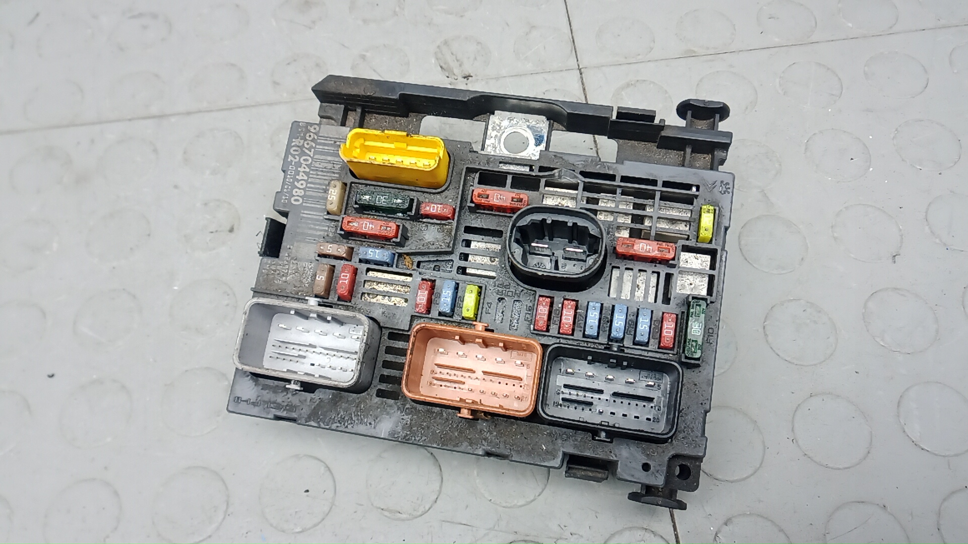 Блок предохранителей