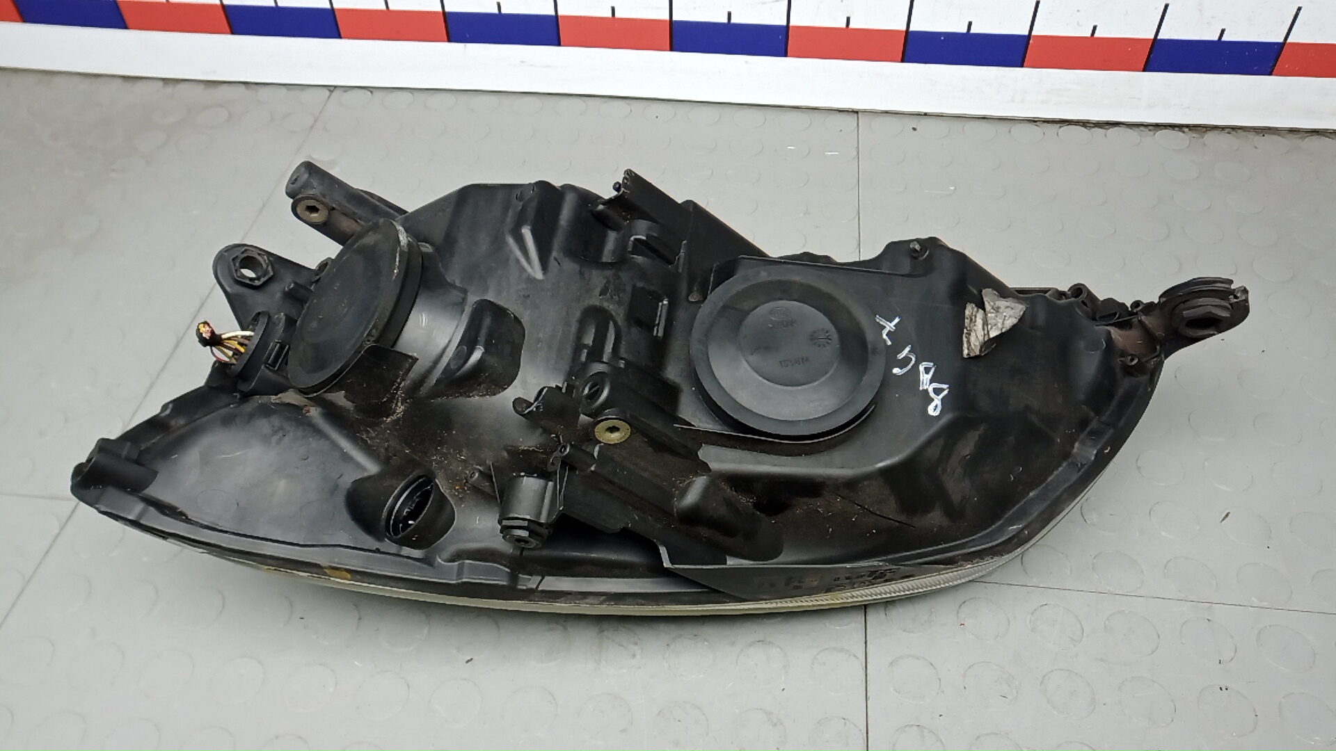 Фара правая