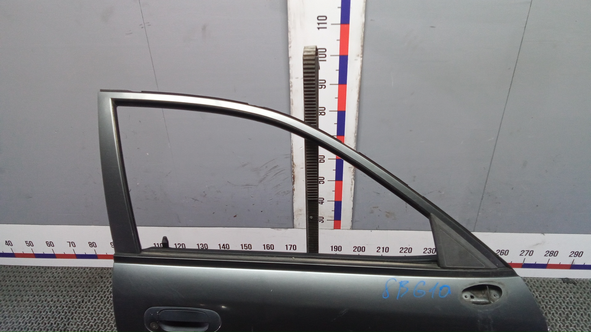 Дверь передняя правая