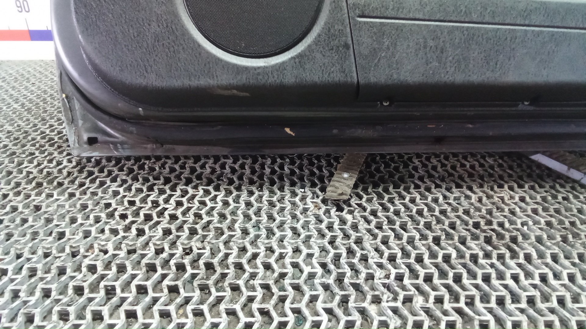 Дверь передняя правая