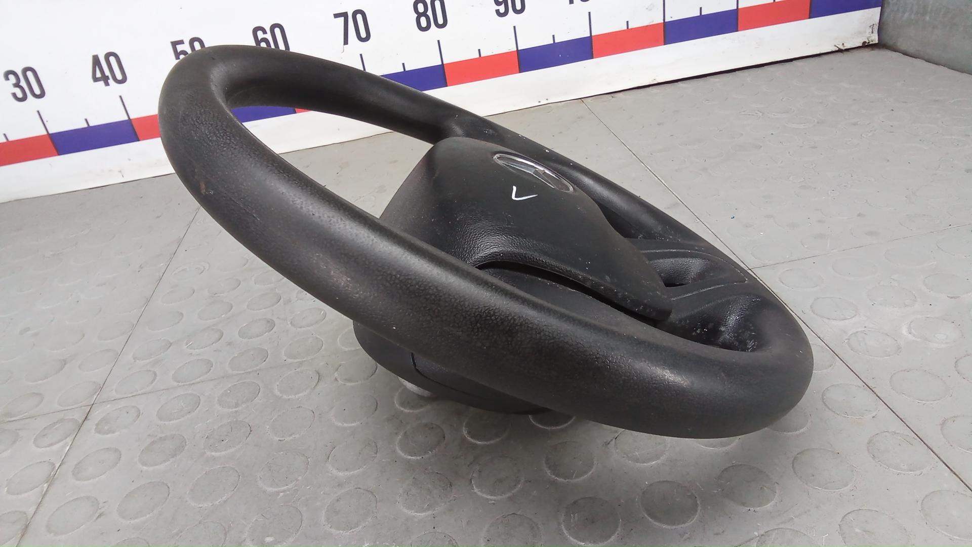 Рулевое колесо (руль)