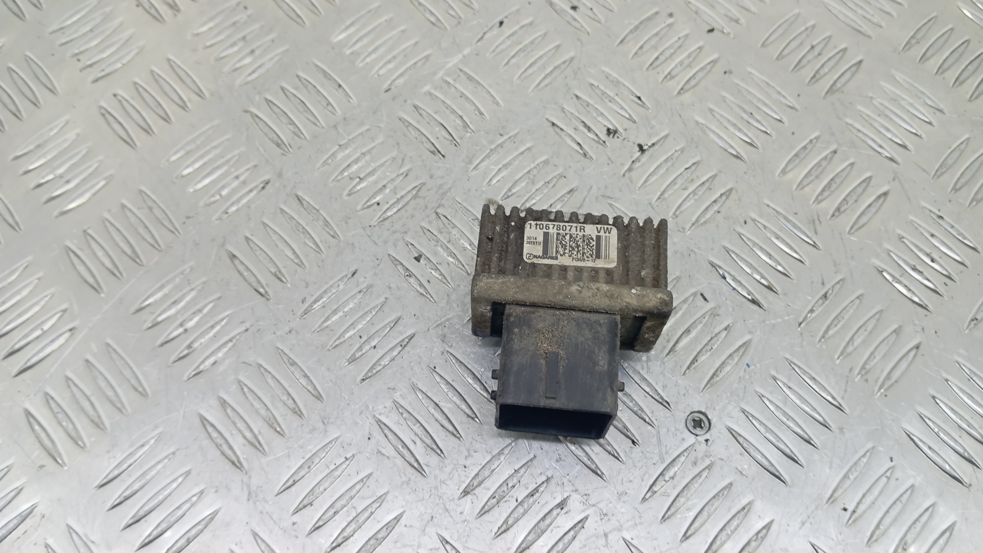 Реле свечей накала