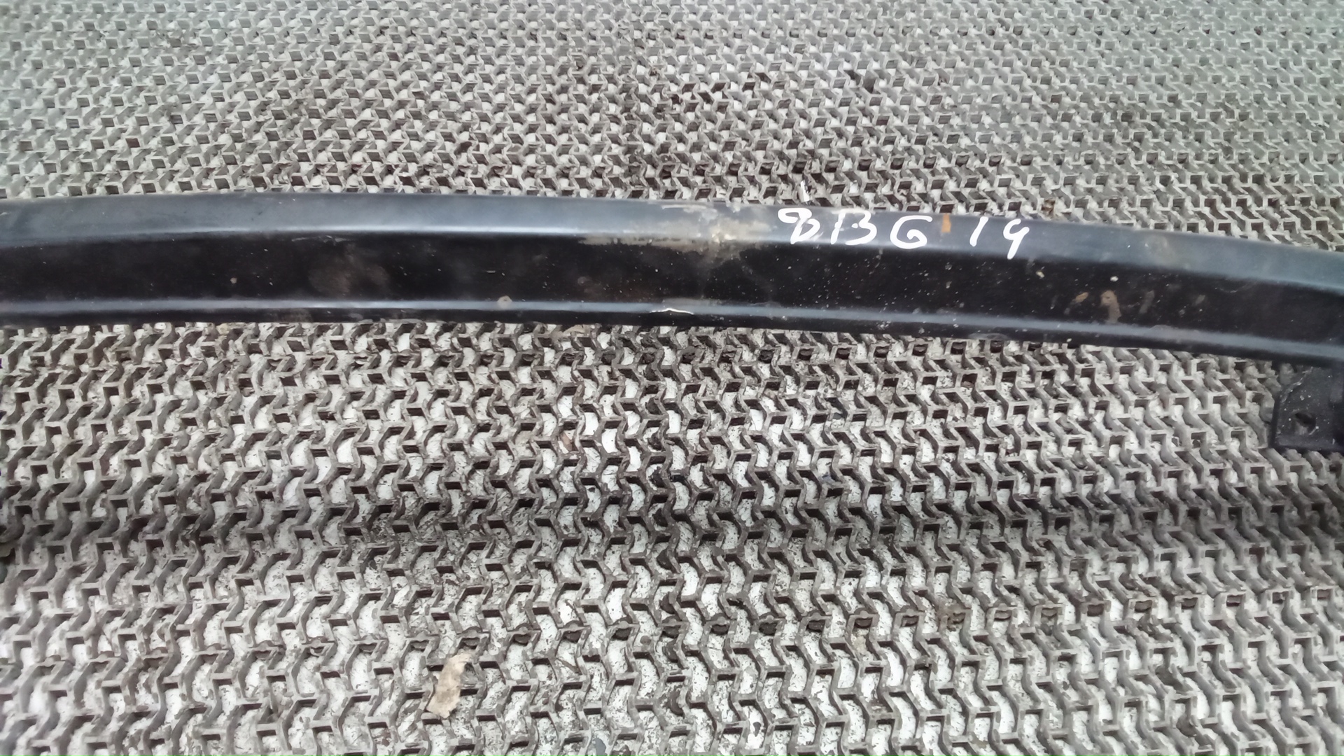 Усилитель заднего бампера