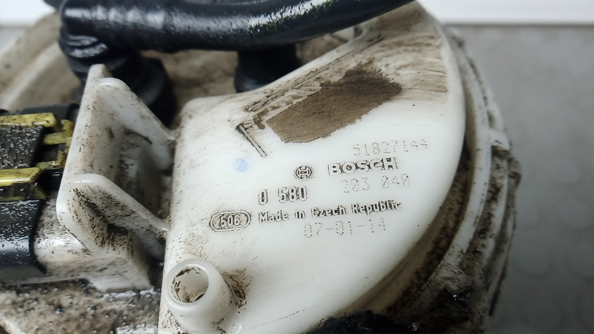 Насос топливный электрический