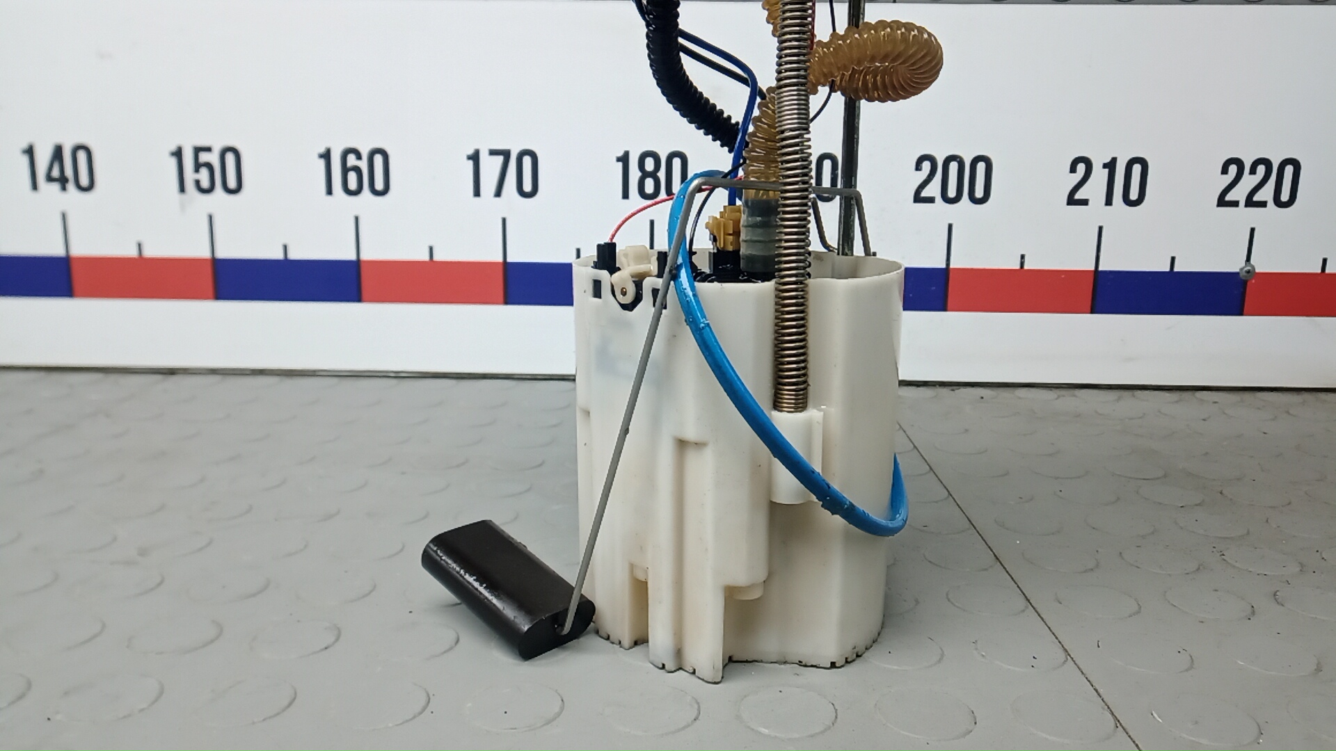 Насос топливный электрический