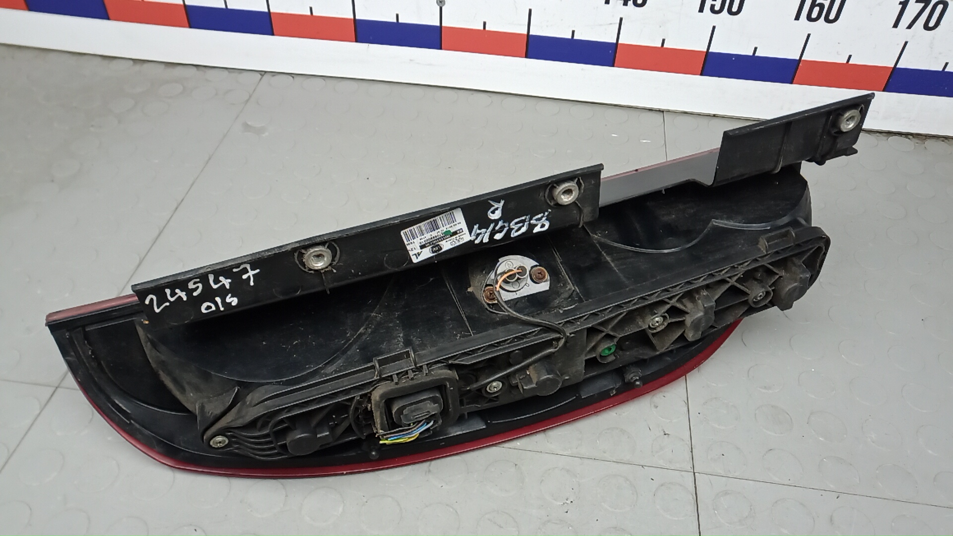 Фонарь задний правый