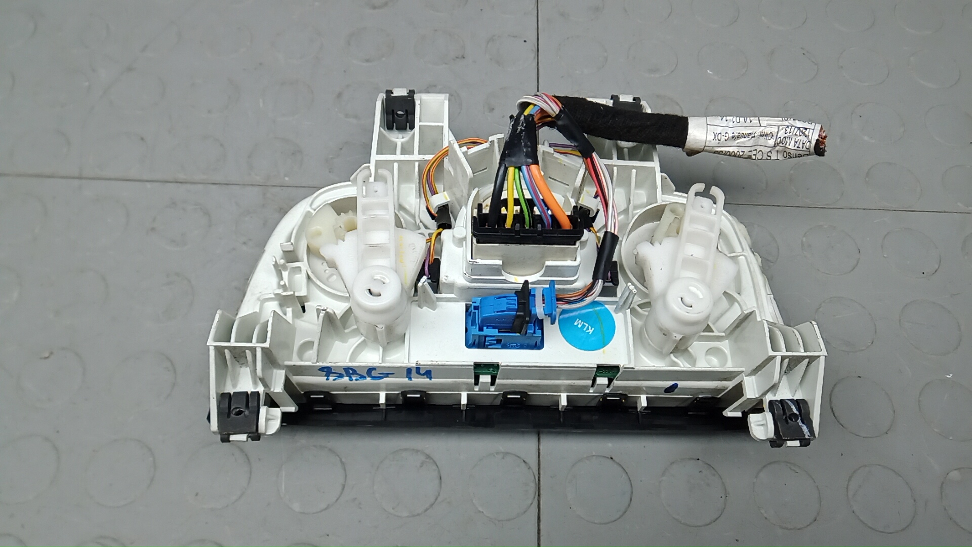 Блок управления климатической установкой