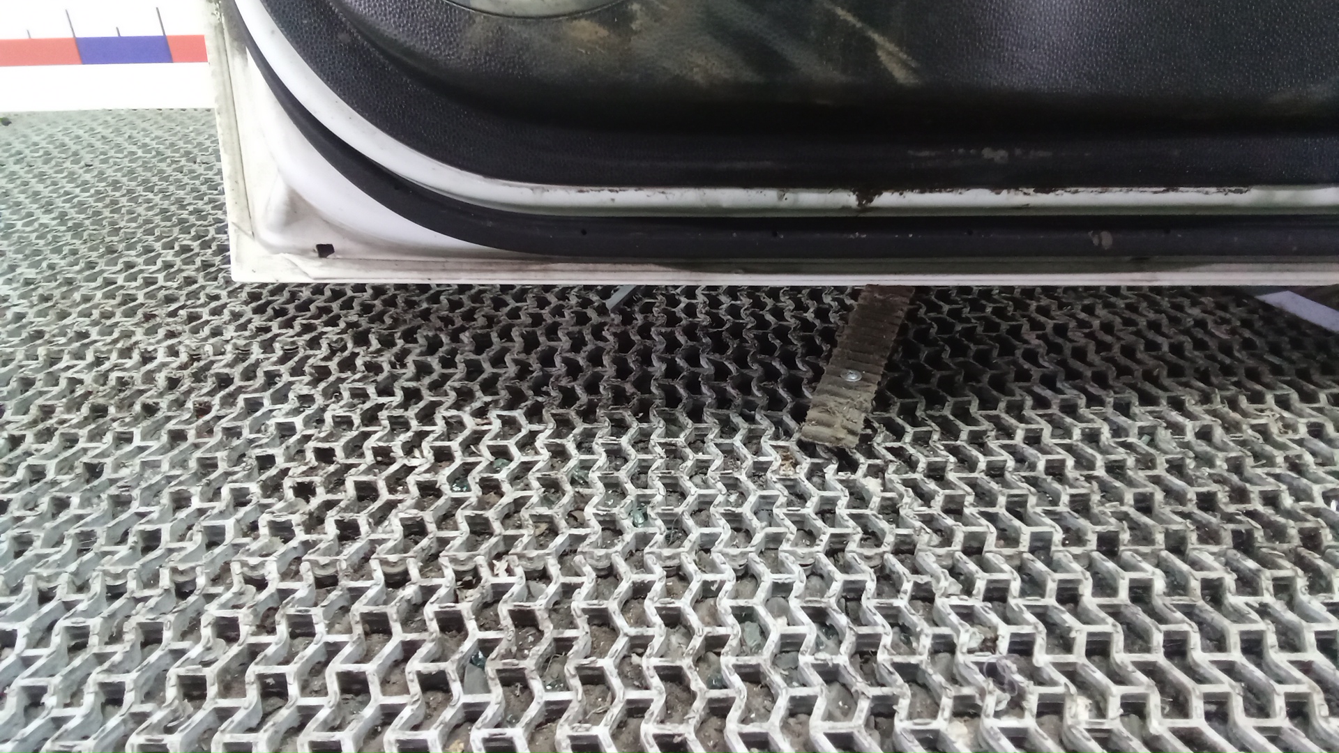 Дверь передняя правая