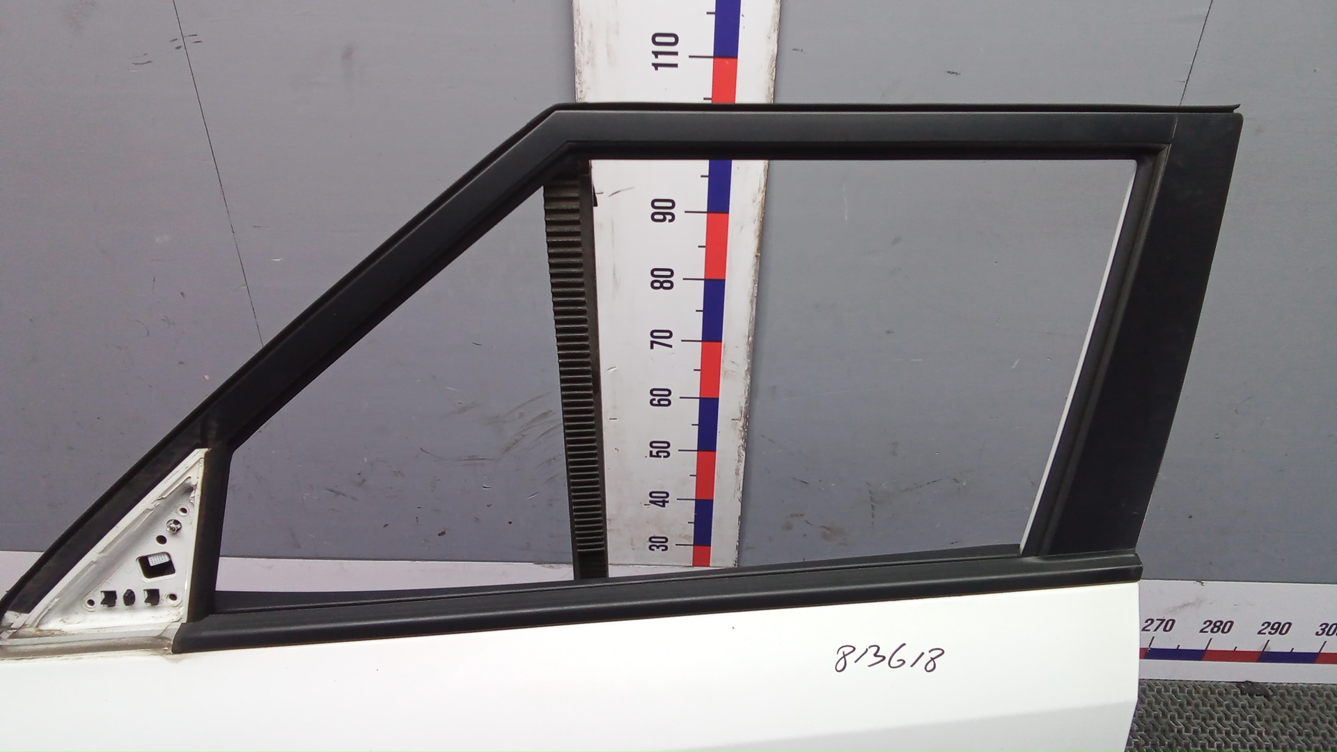 Дверь передняя левая