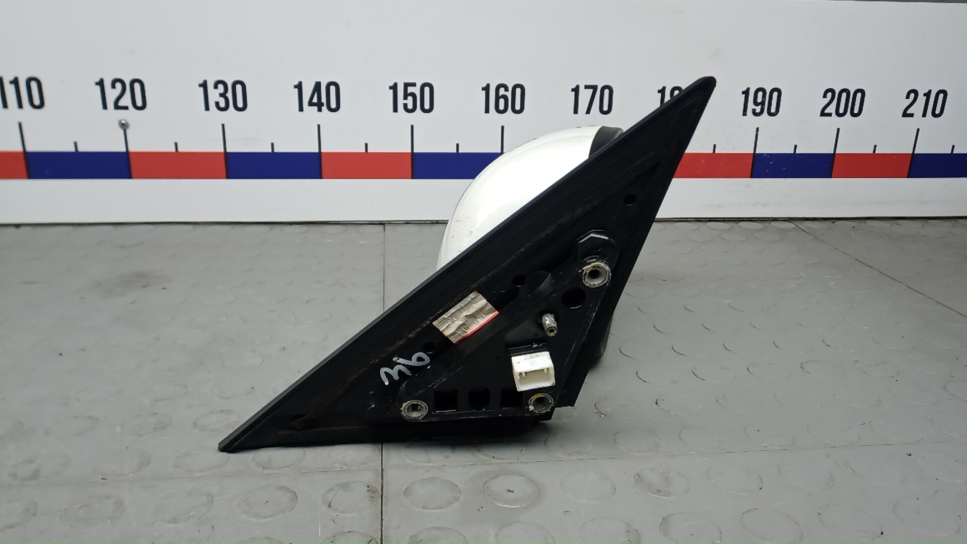 Зеркало правое электрическое