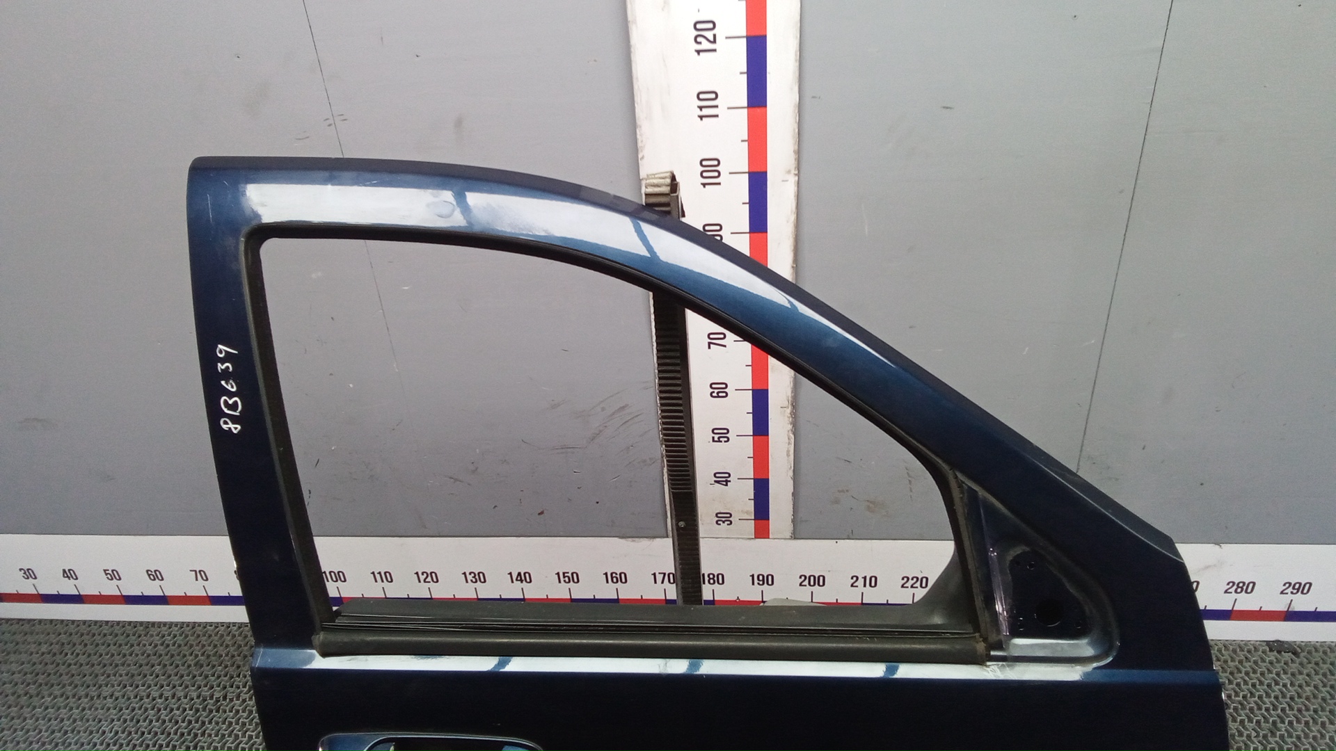 Дверь передняя правая