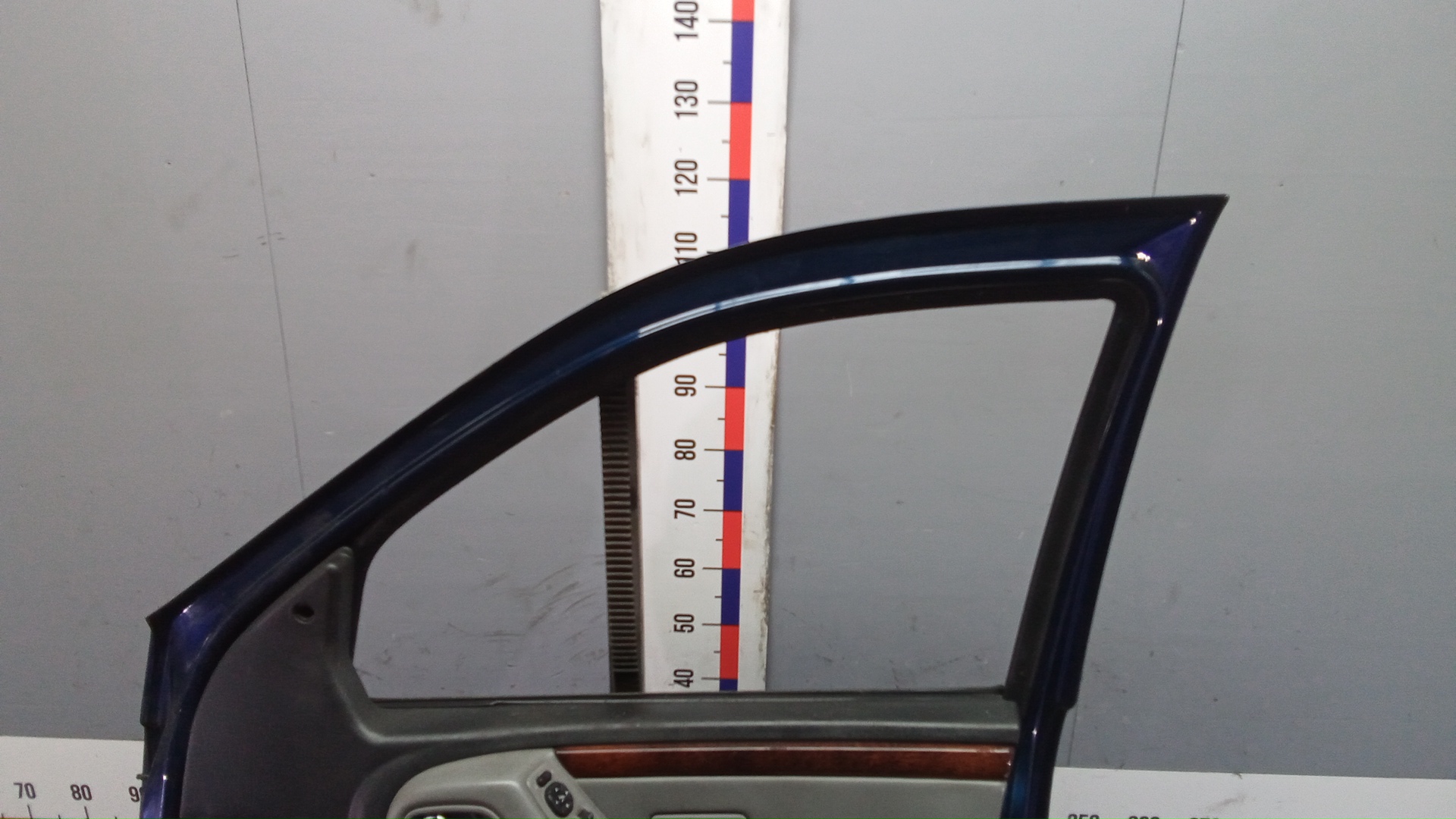 Дверь передняя правая