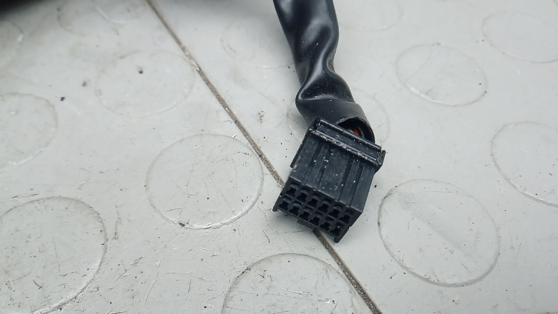 Зеркало левое электрическое