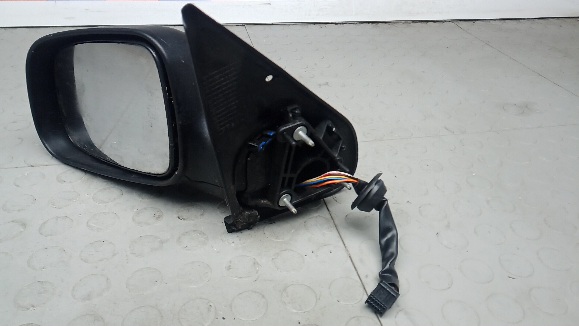 Зеркало левое электрическое