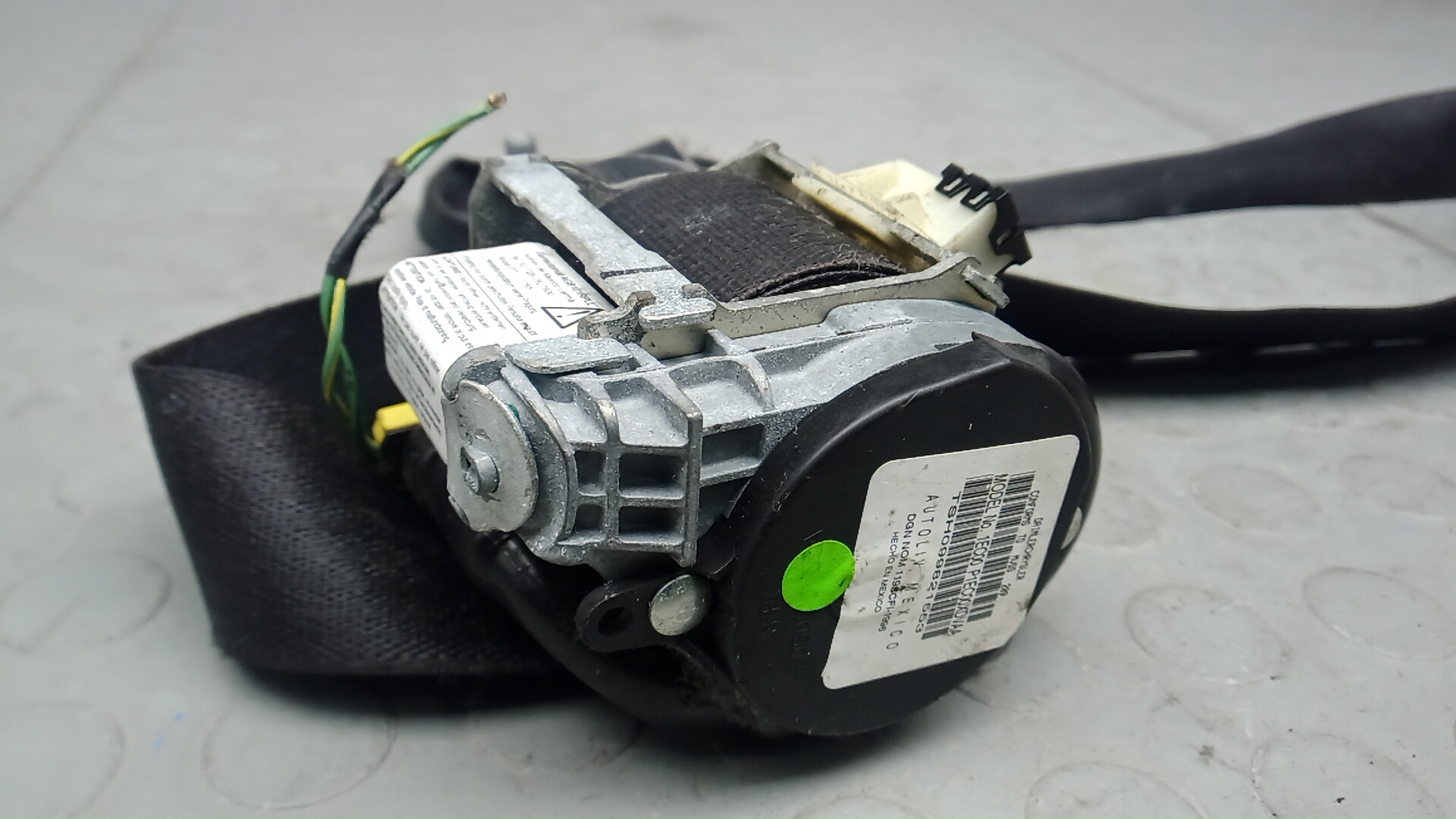 Ремень безопасности с пиропатроном