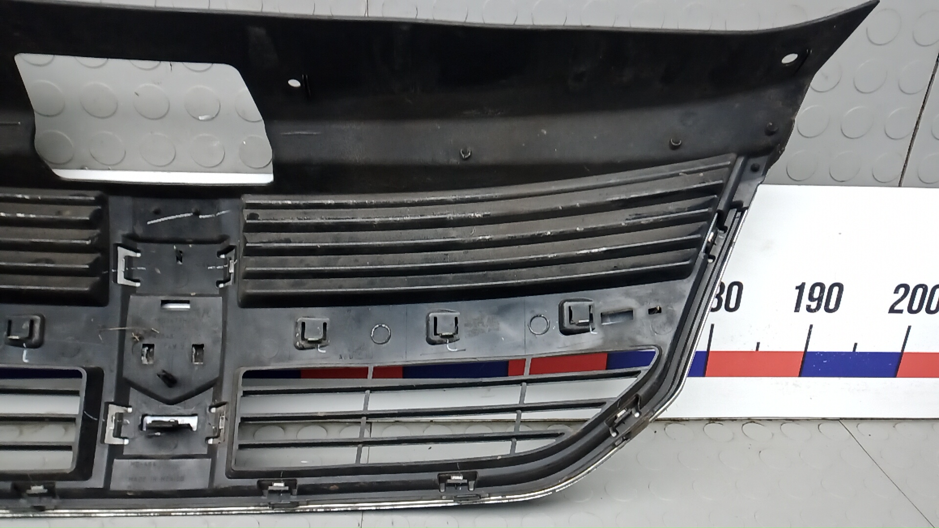 Решетка радиатора