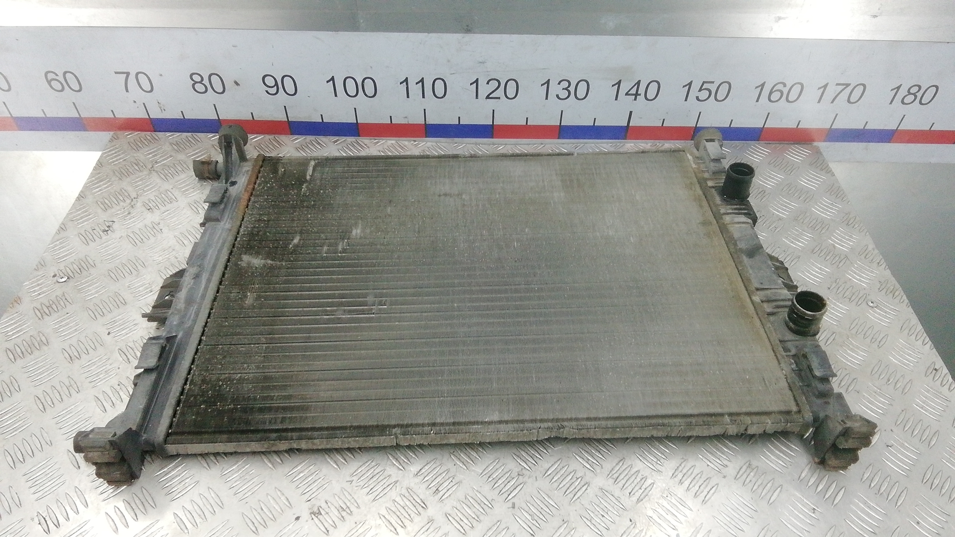 Радиатор охлаждения двигателя основной