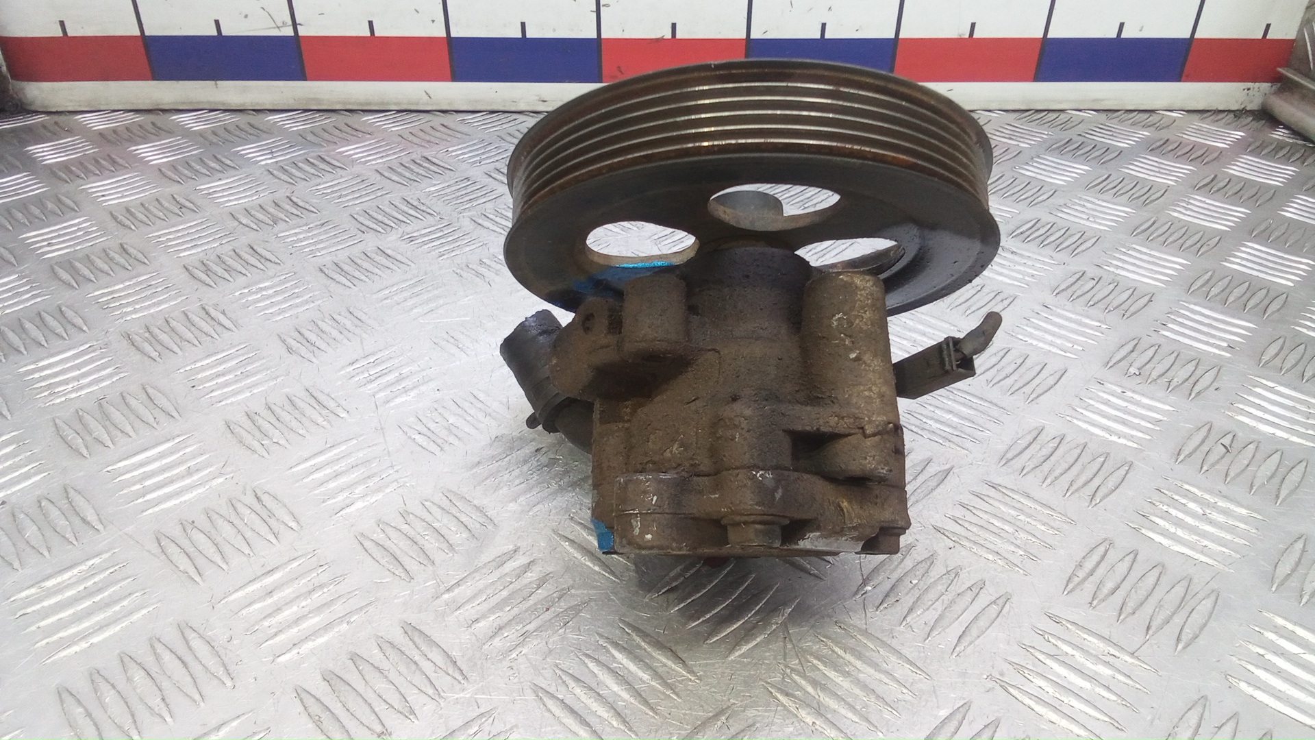 Насос ГУР (гидроусилитель руля)