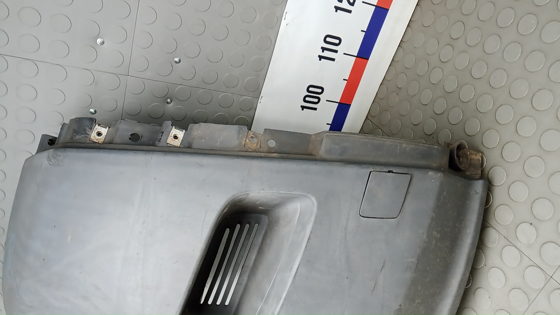 Накладка переднего бампера правая