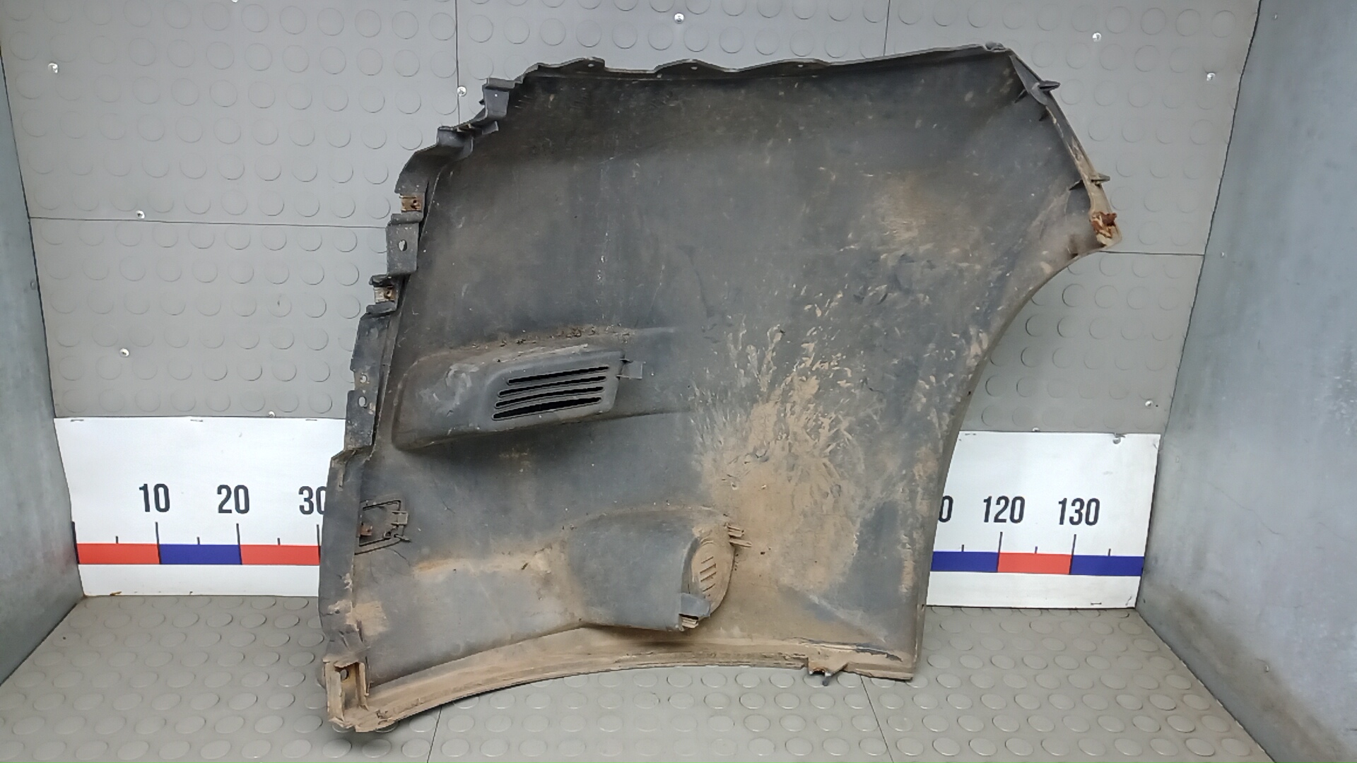 Накладка переднего бампера правая