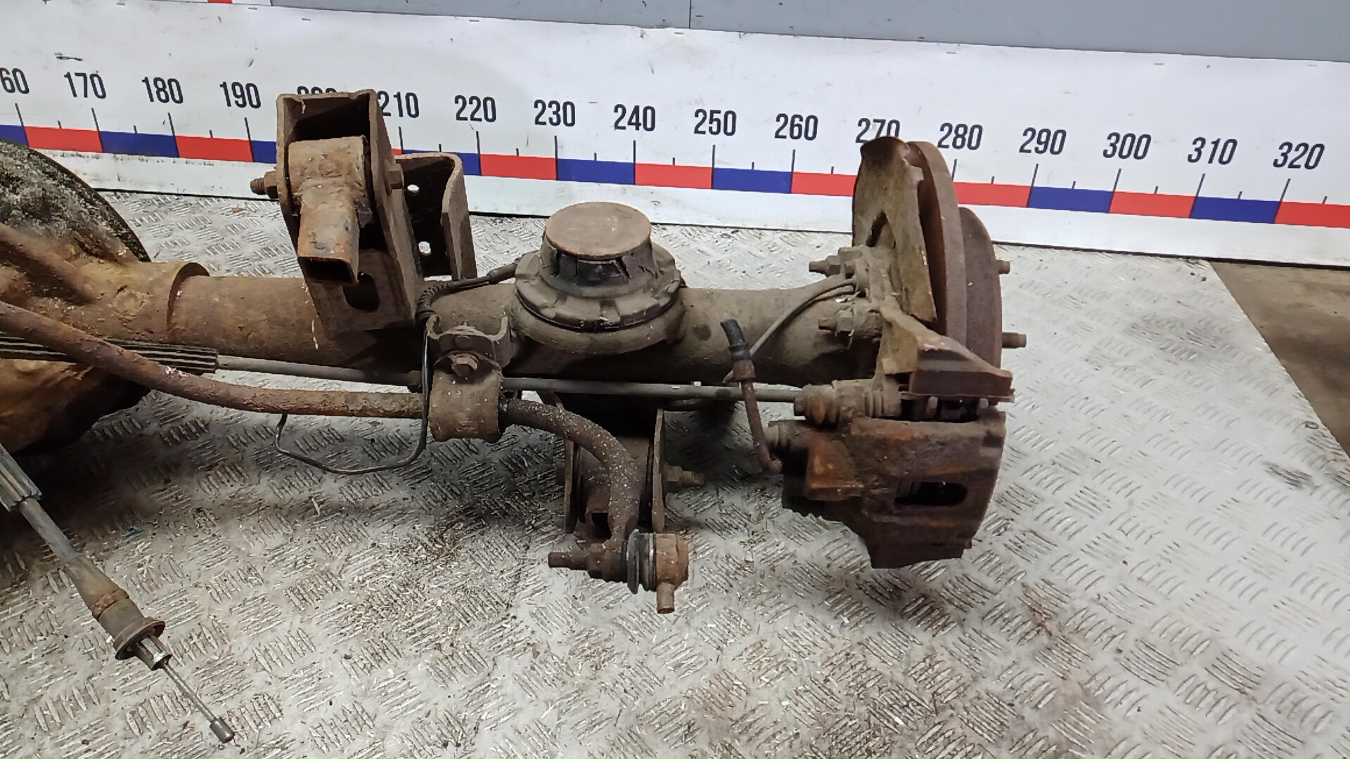 Мост задний