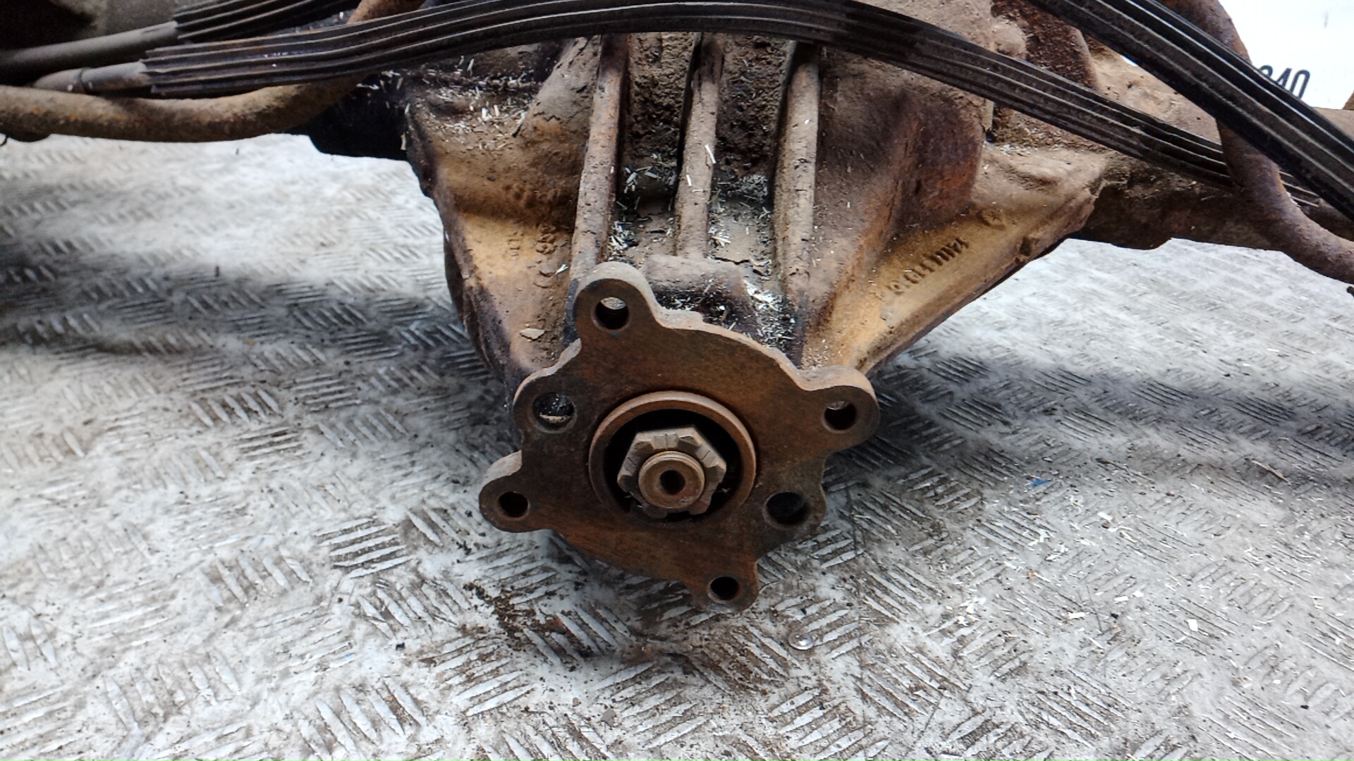 Мост задний