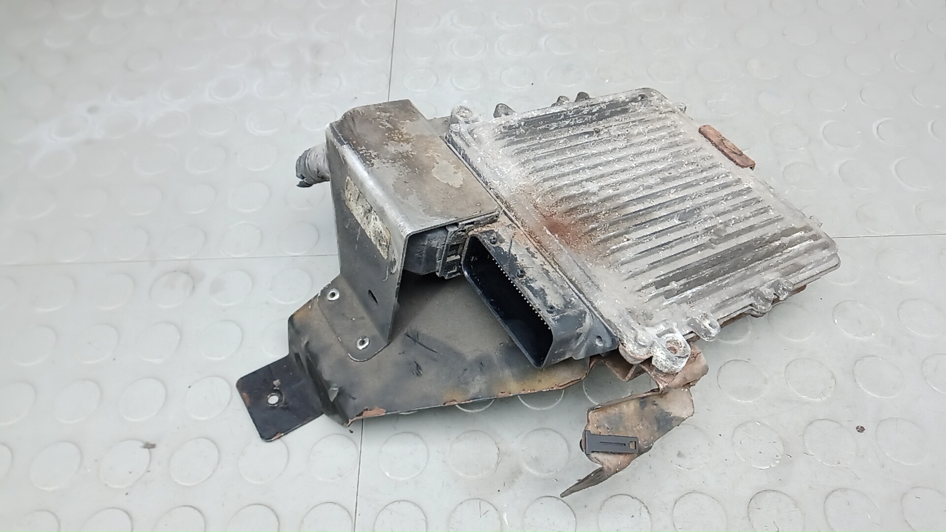 Блок управления двигателем