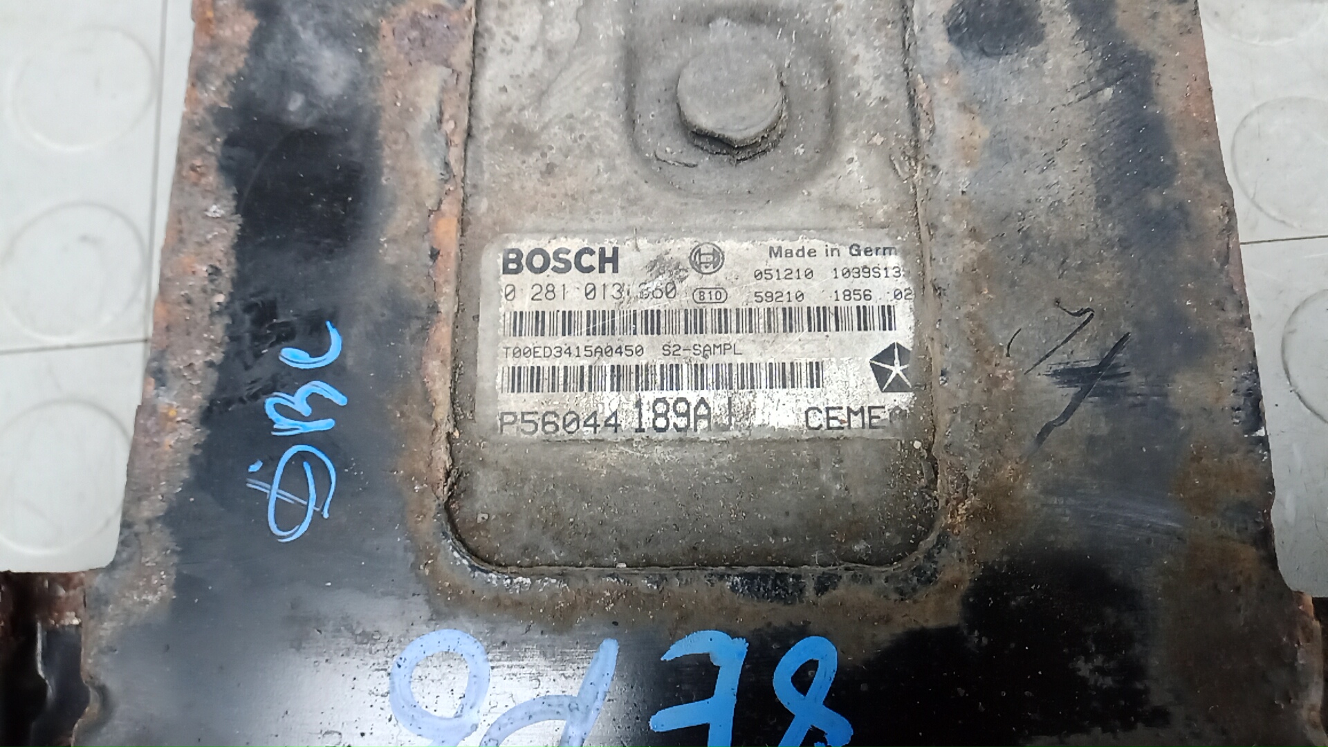 Блок управления двигателем