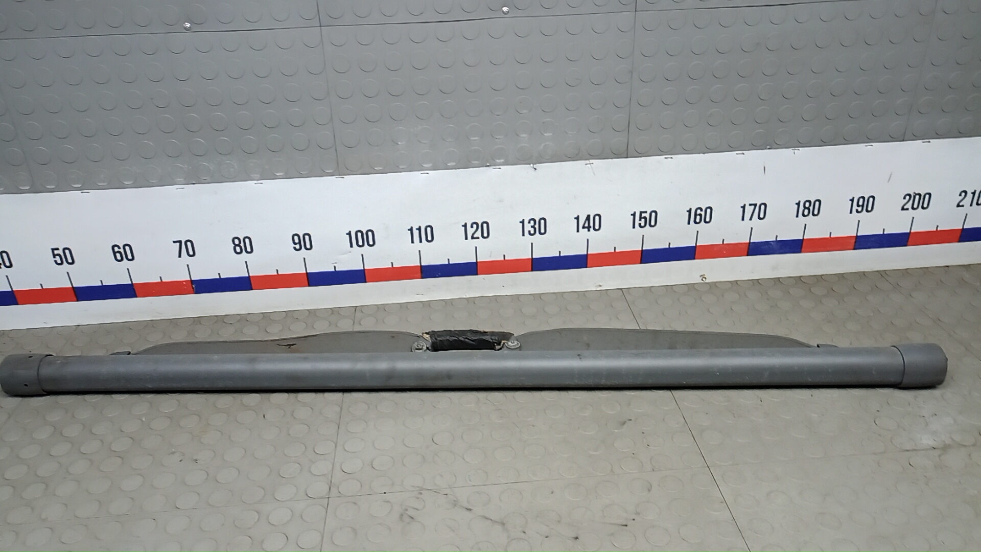 Шторка багажника